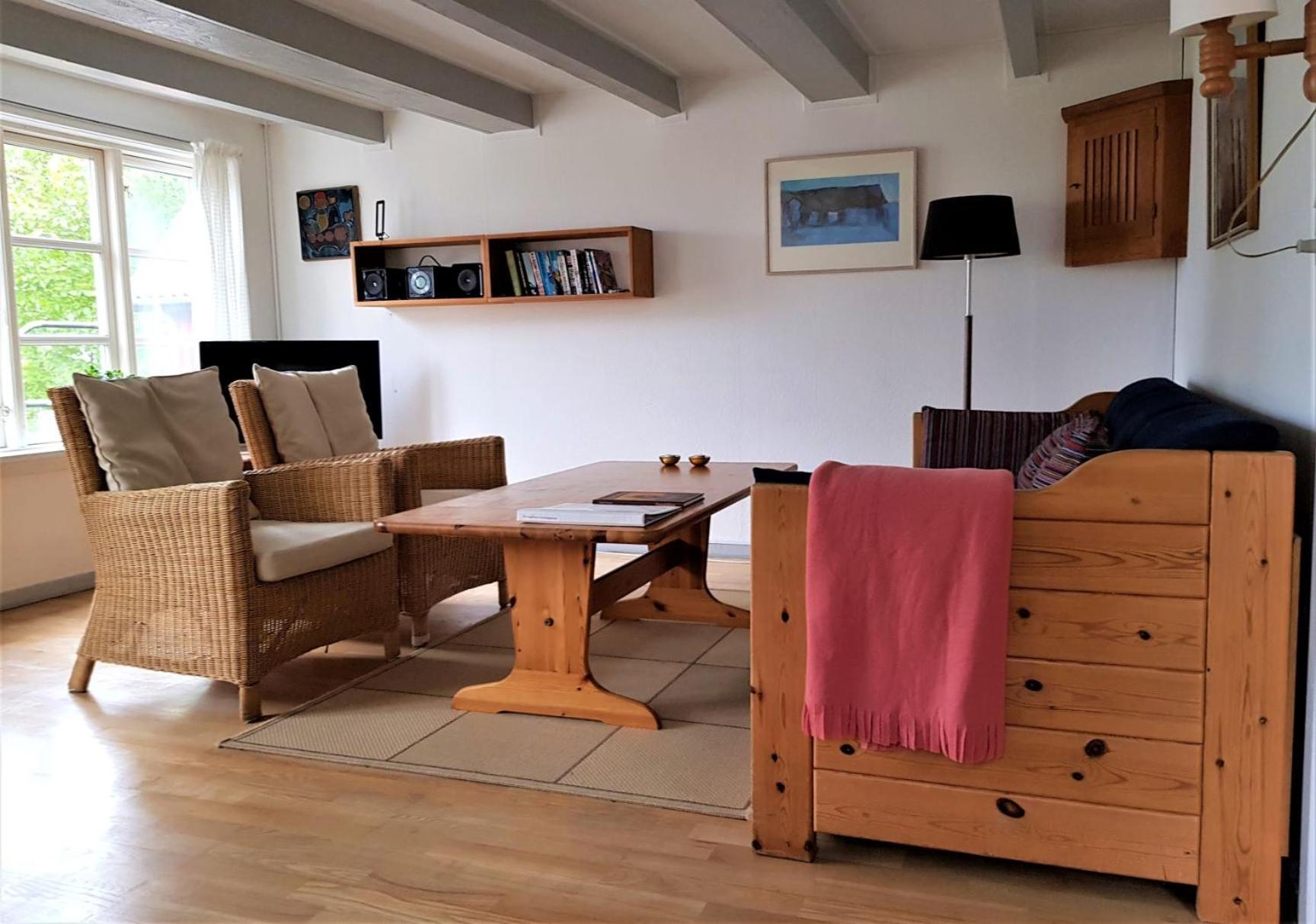 Pyttegarden Apartments Gudhjem Zewnętrze zdjęcie