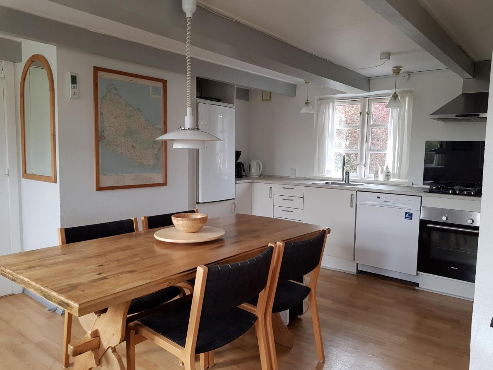 Pyttegarden Apartments Gudhjem Zewnętrze zdjęcie
